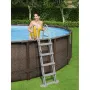BestWay scherenförmige Sicherheitsleiter für 122 cm Pools.