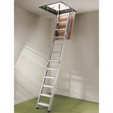 Ausziehbare Metalltreppe PK 4 für Dachzimmer