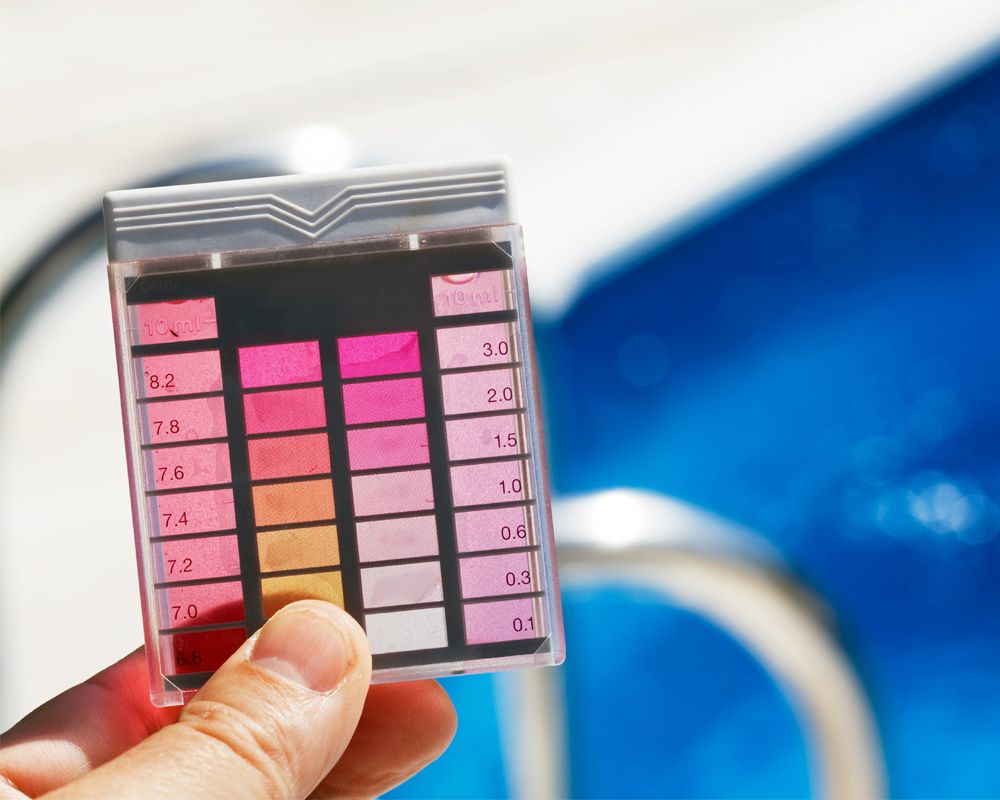 Tipps zur Pflege von Holzpools